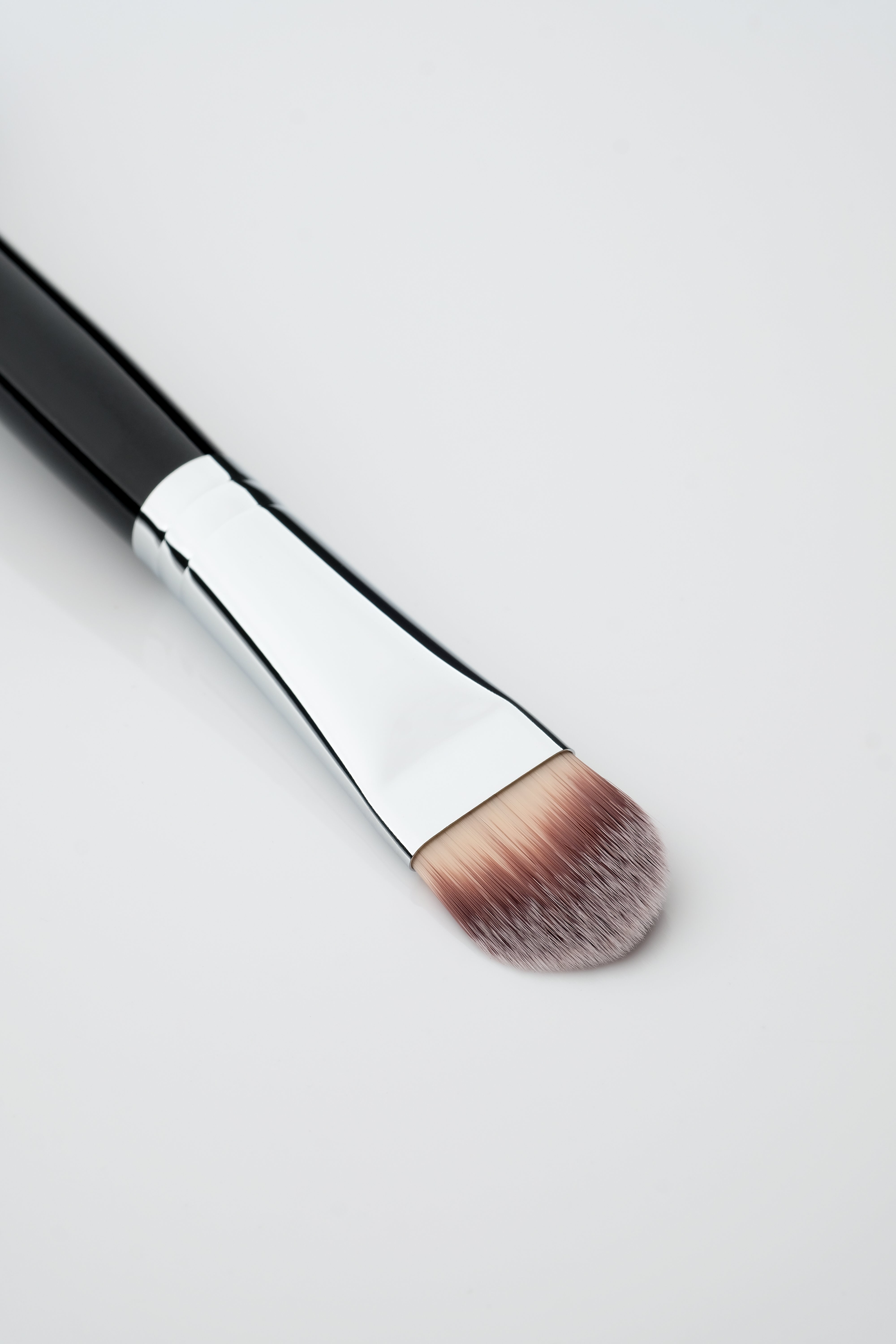 Sculpting Foundation Brush SET