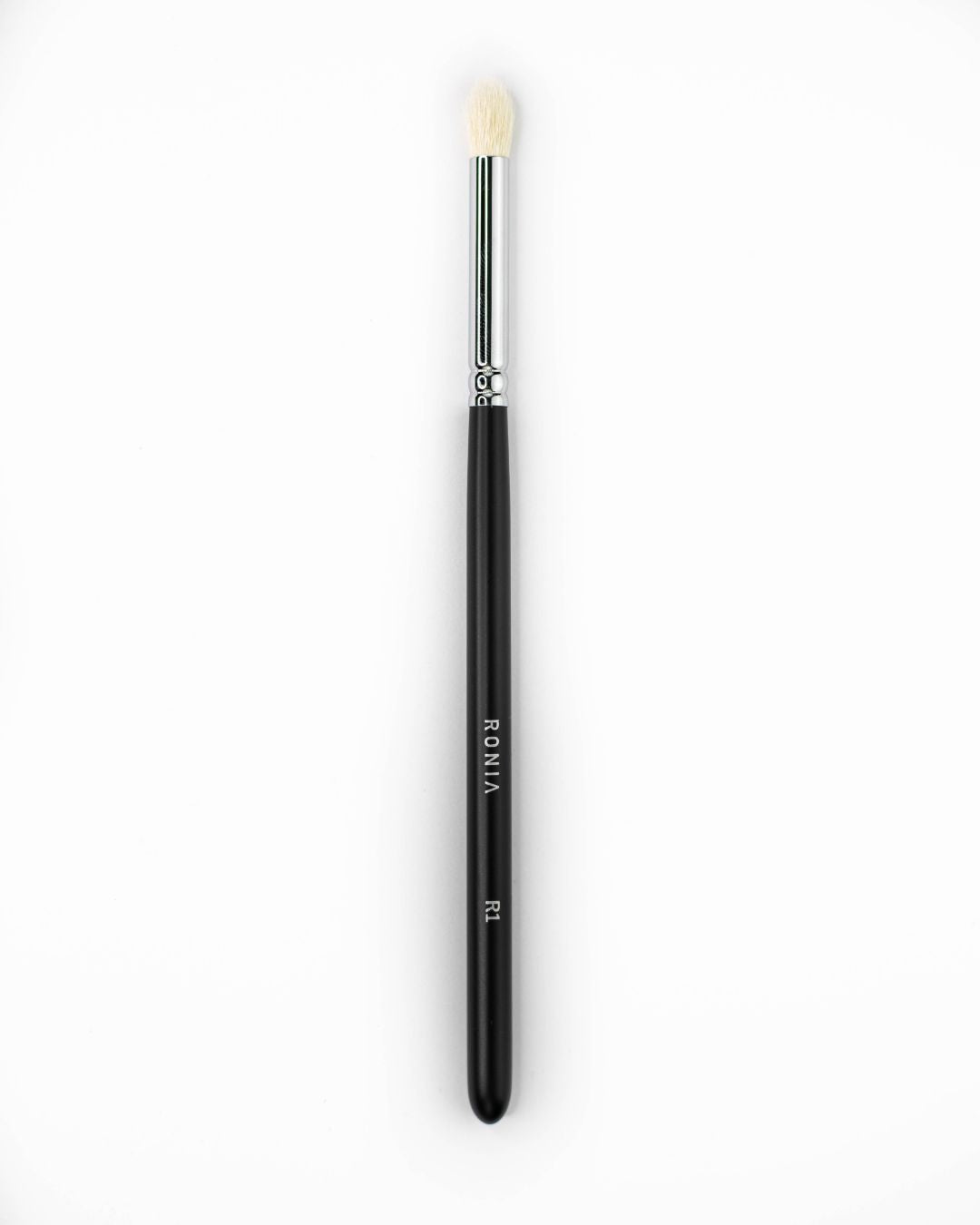 R1: Blending eye shadow brush