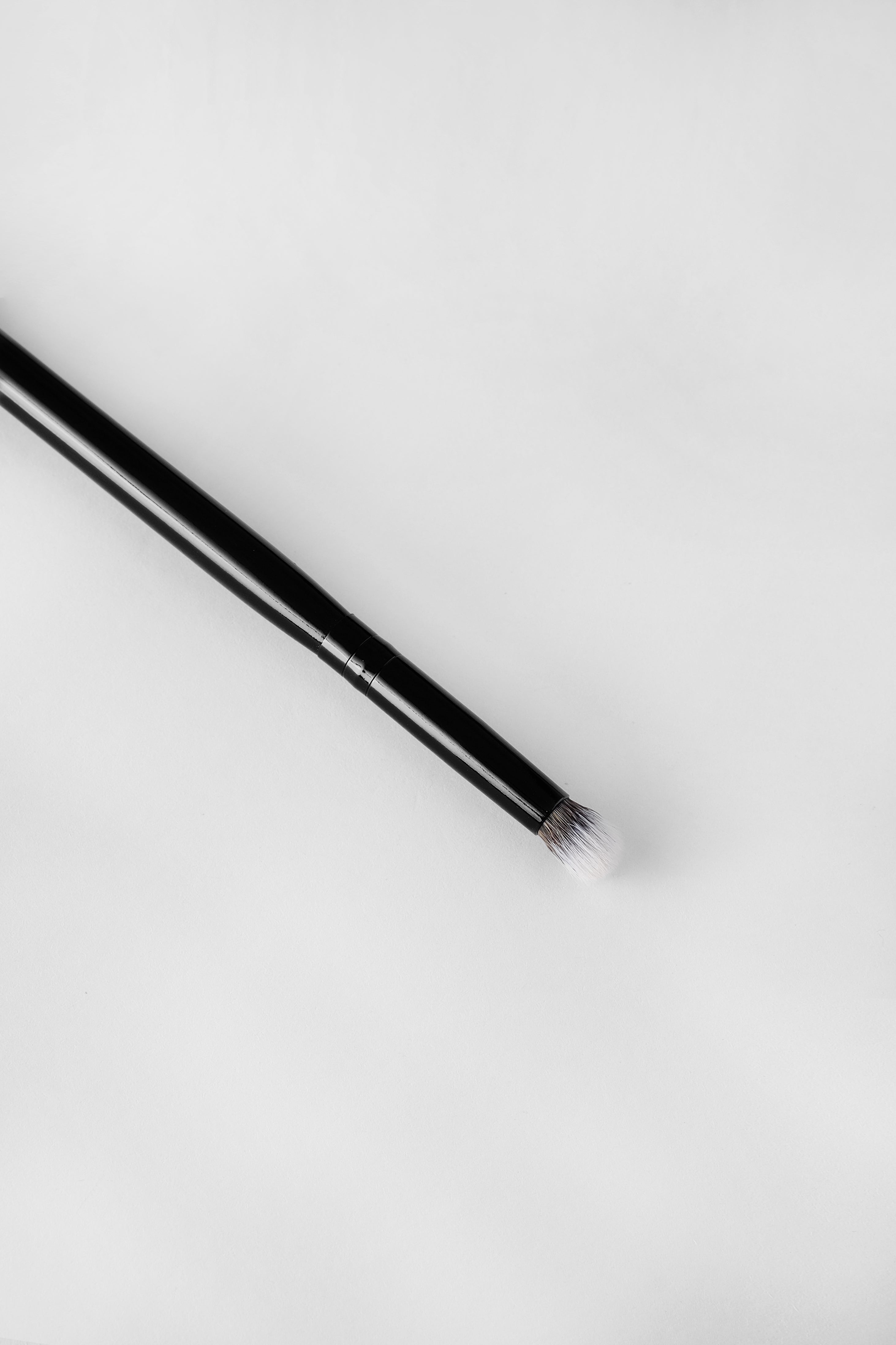 R-V7: PENCIL BRUSH