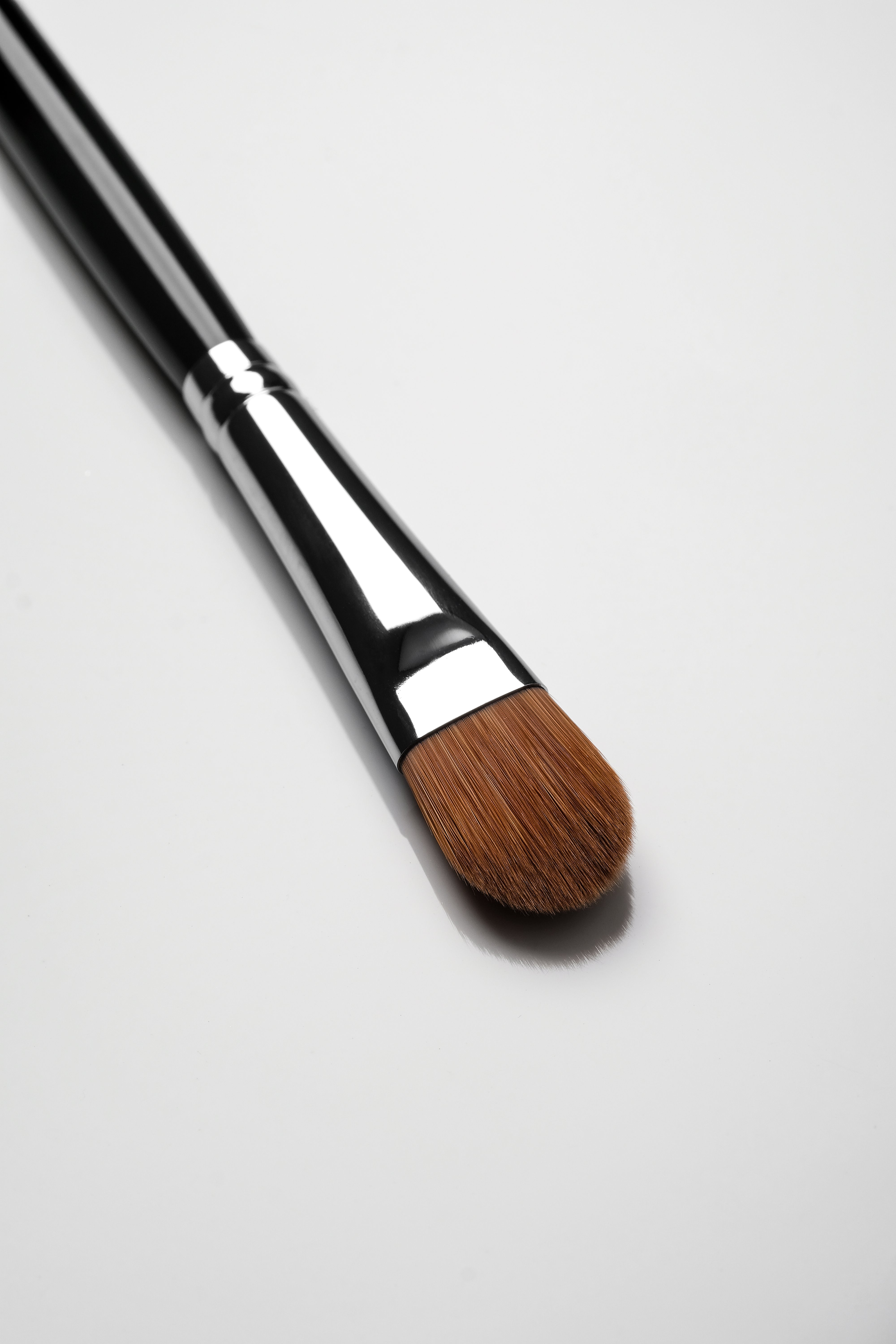 E1 Large Concealer Brush