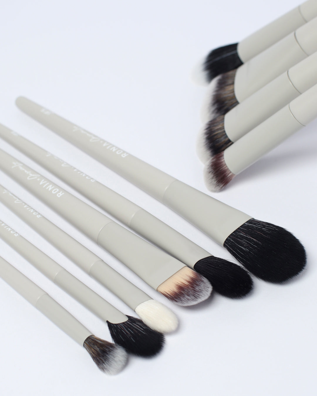 RxJL • 18 Piece Face and Eye Brush Set